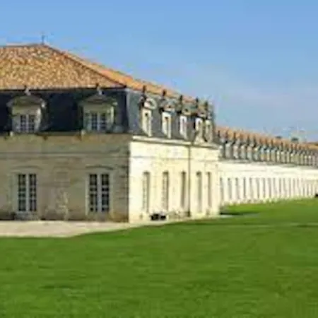 Avec Piscine Sur Le Bassin Marennes Oleron *